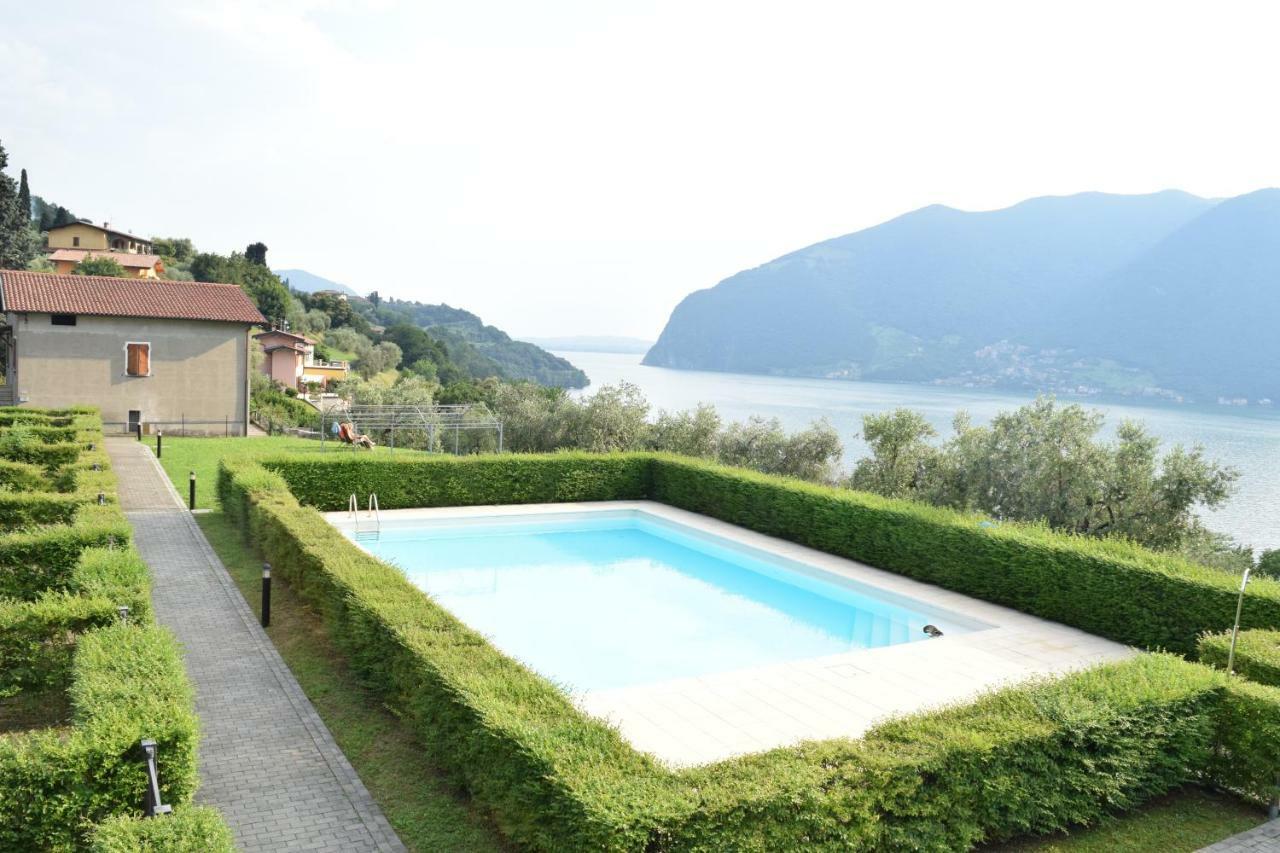 Appartamento Agnesi Monte Isola Exterior foto